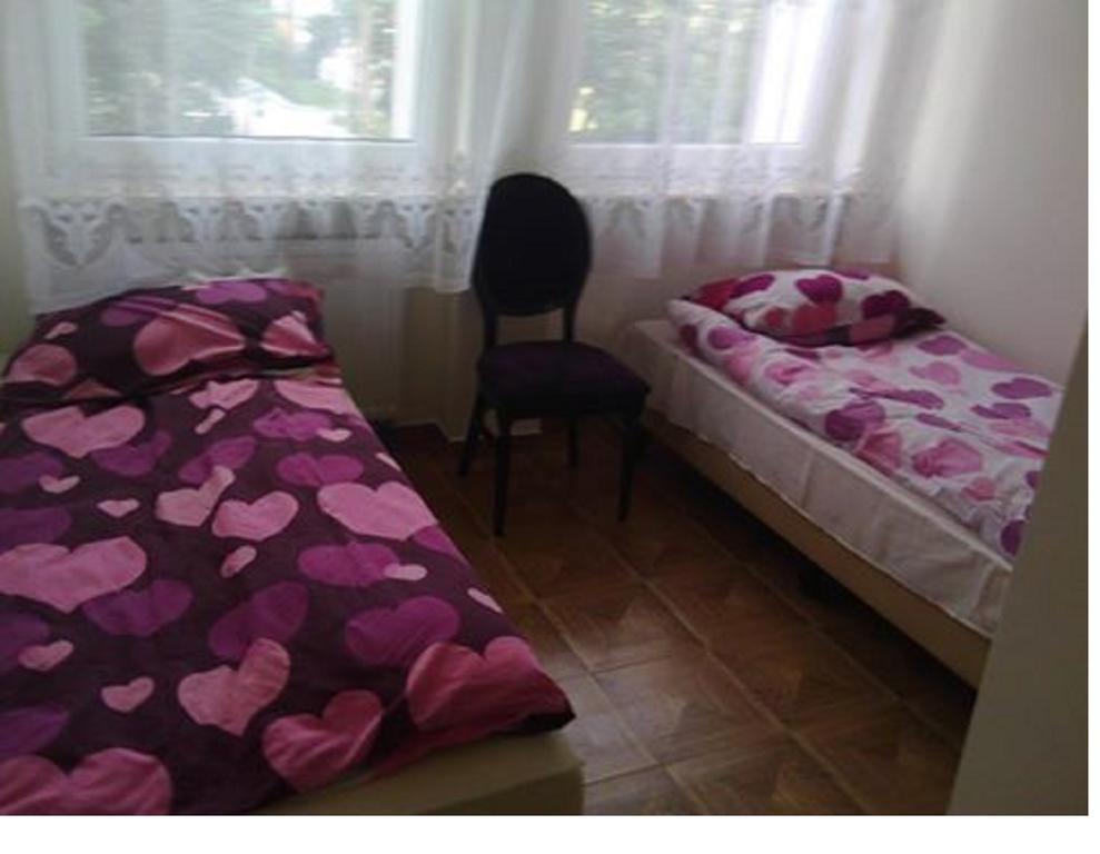Pokoje do wynajęcia Stąporków Apartamento Exterior foto